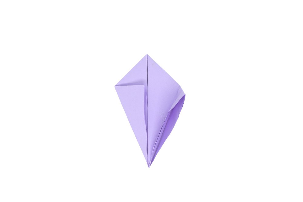 How to fold an Origami Bunny - Step 05