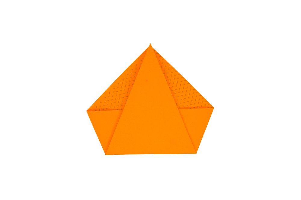 How to fold an Origami Hen - Step 04