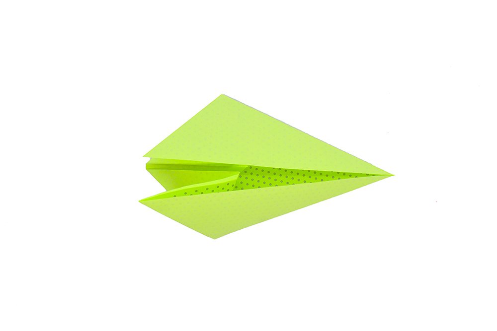 How to fold an Origami Stingray - Step 07