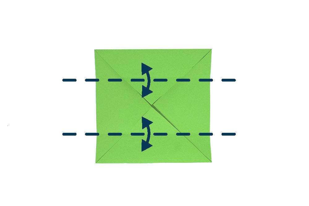 How to fold an Origami Box - Step 03