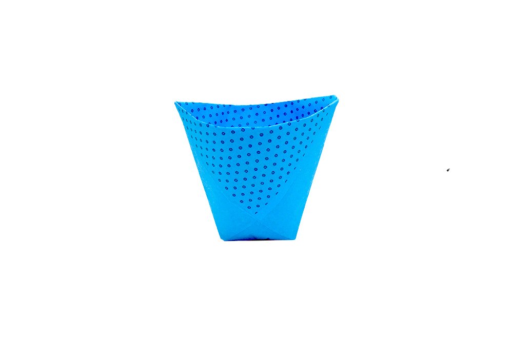 How to fold an Origami Cup - Finish