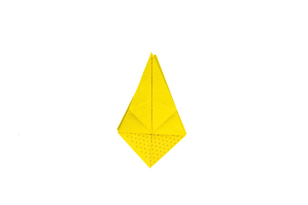 How to fold an Origami Lily - Step 016