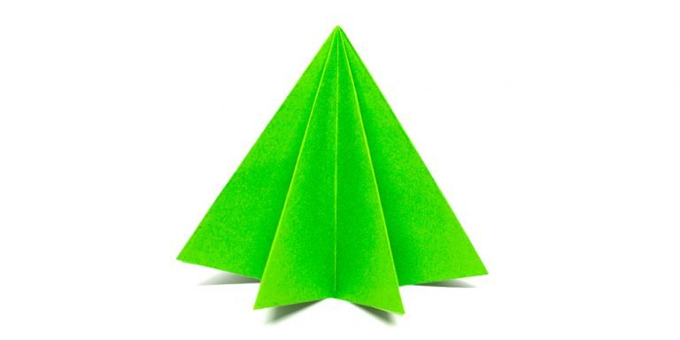 Make an Easy Standing Origami Christmas Tree Instructions