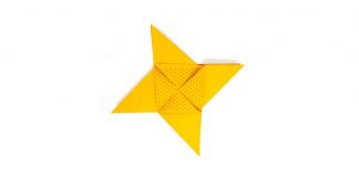 How to fold a 4 Pointed Origami Star - Thumbnail