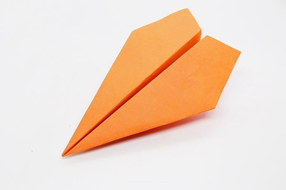 Best paper airplane for distance - 09