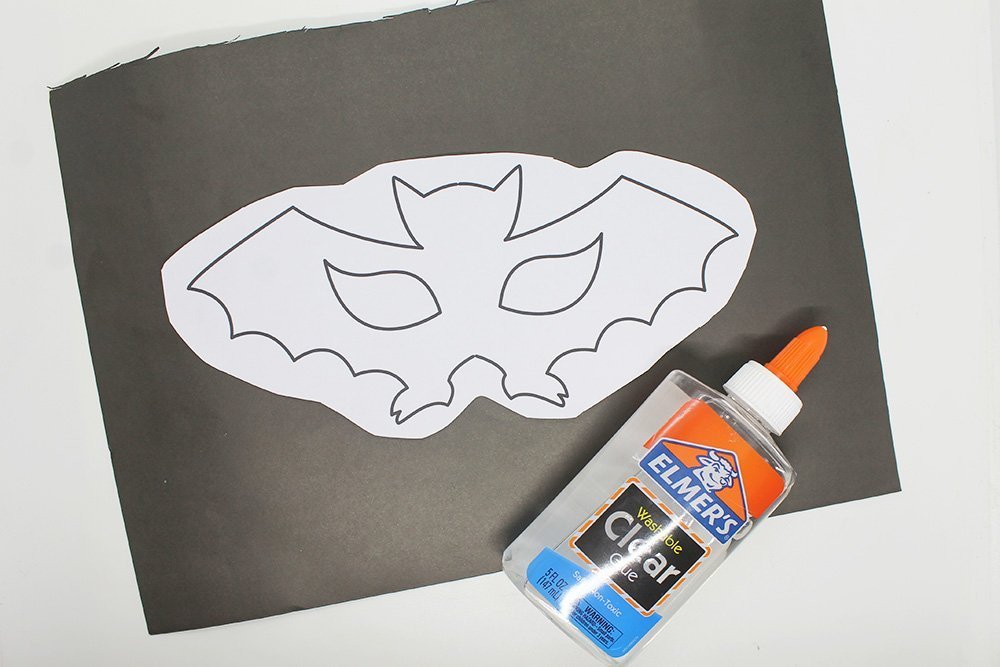 DIY Halloween Mask For Kids - Bat Mask - 03 of 06