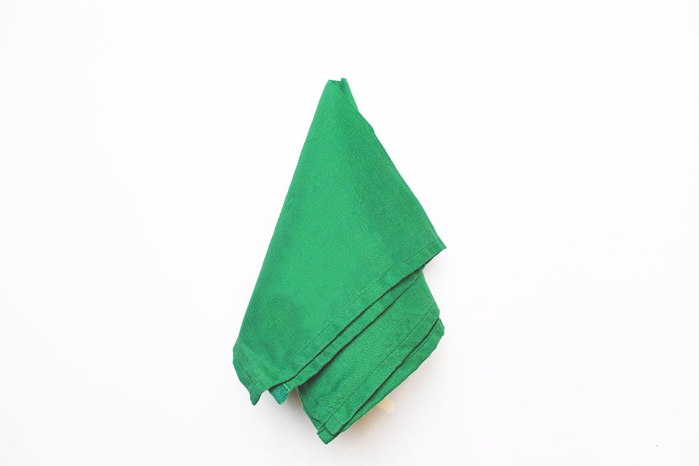Create an Easy Tree Napkin Fold -Step 04