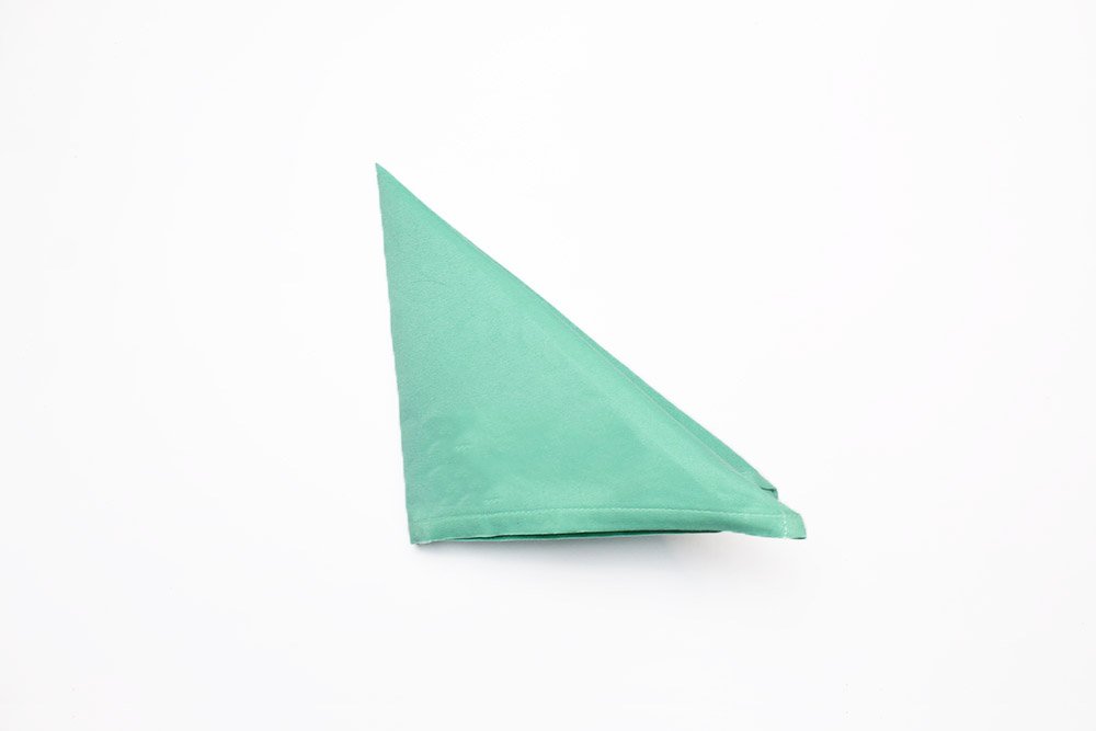 Easy and Fast Wedding Napkin Fold - 05