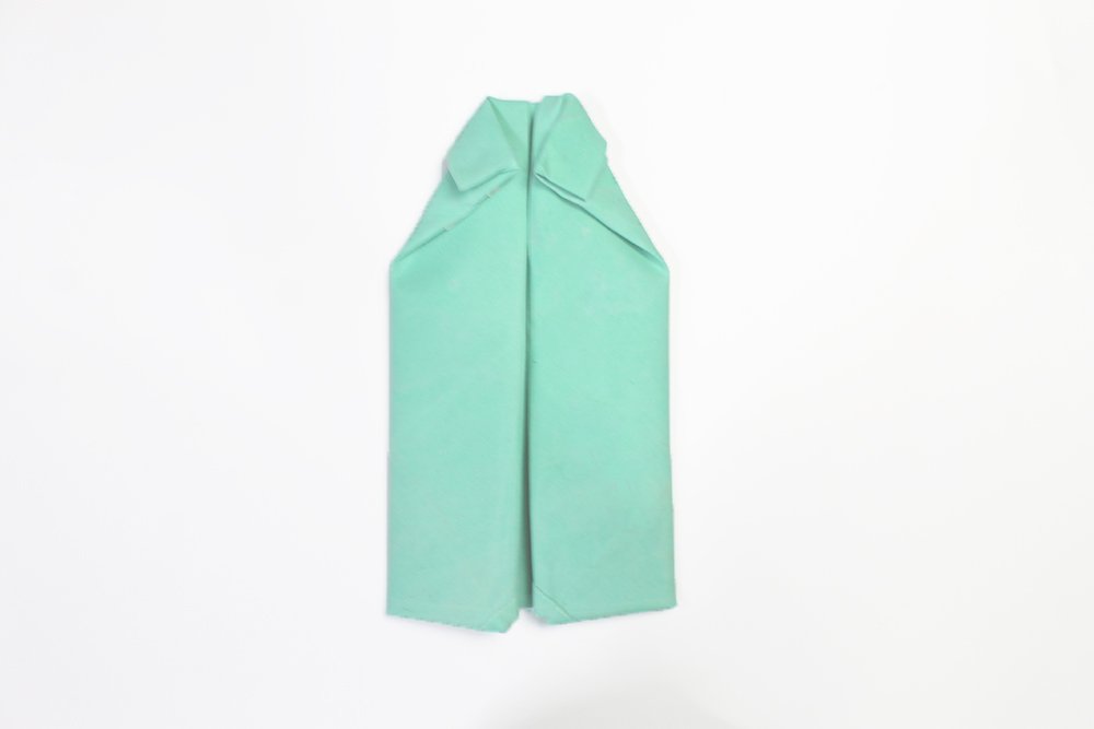 Fancy Napkin Folding (Shirt) - 11
