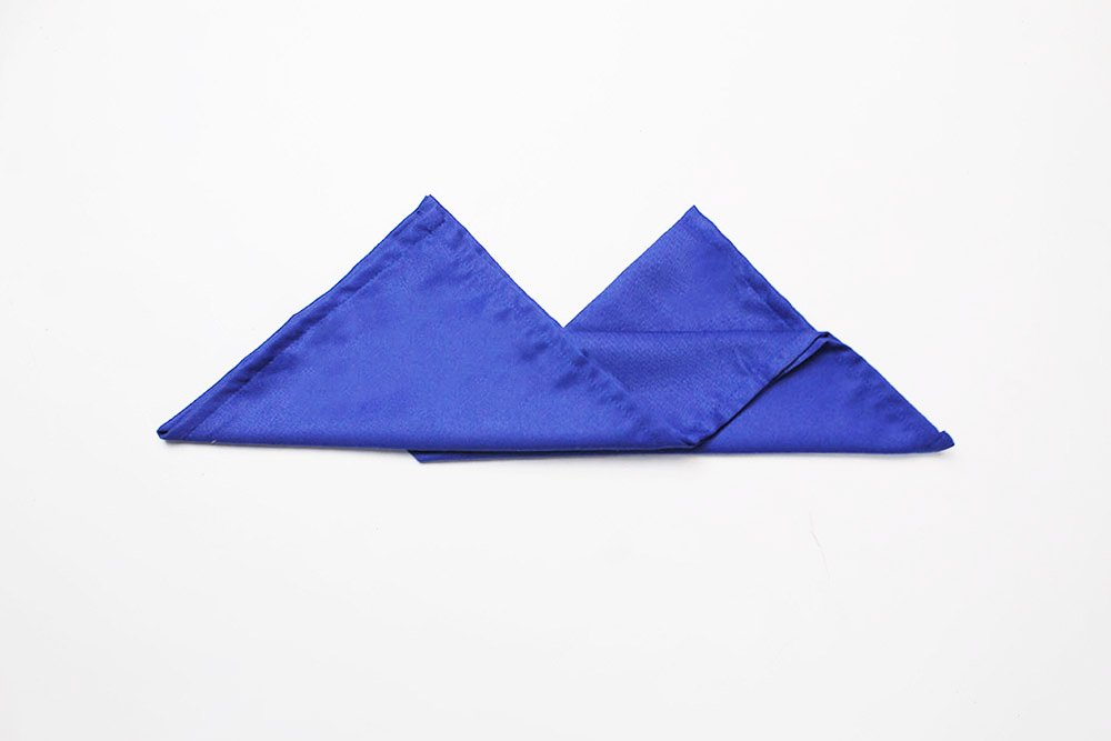 Napkin Folding Bishop_s Hat - 08