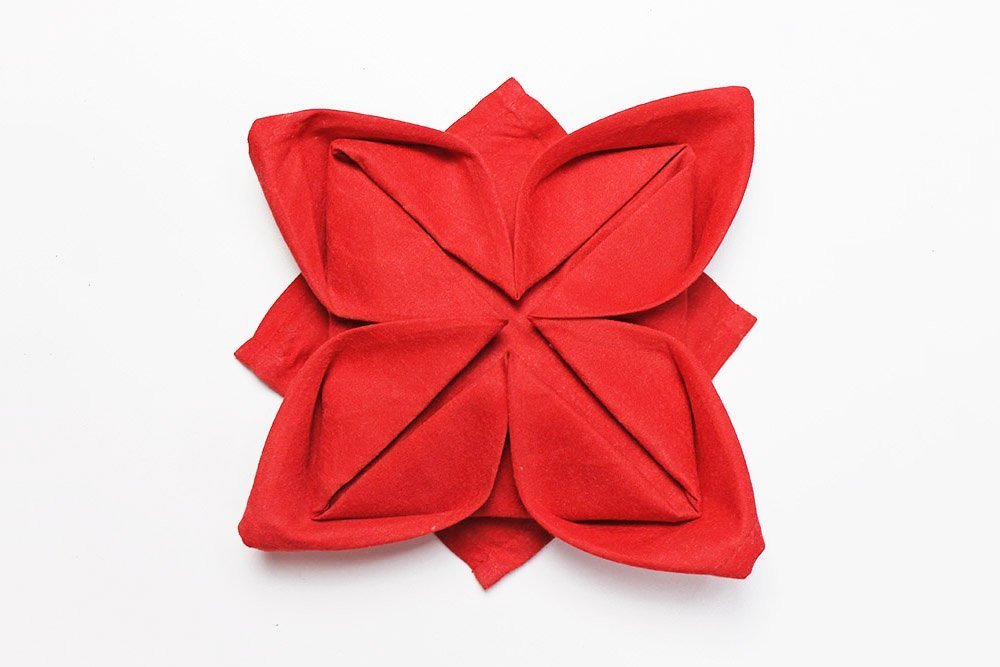 Napkin Folding Rose-17