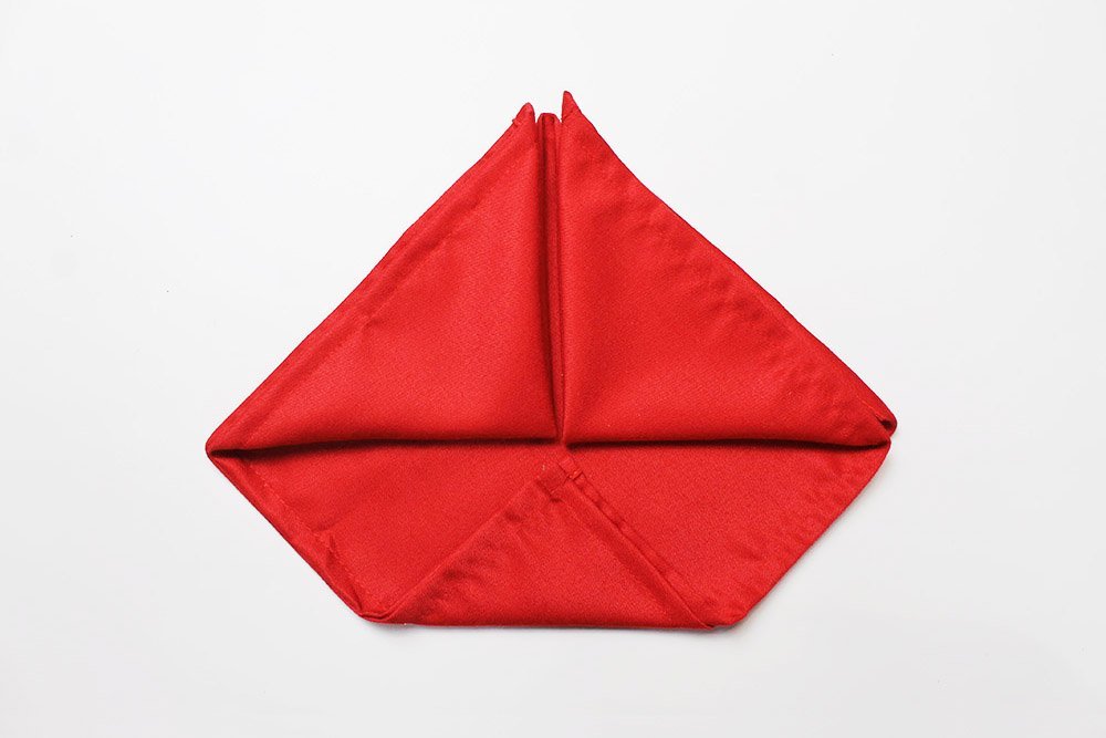 How to Make a Rosebud Napkin Folding - 07