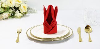 Rosebud Napkin Folding - Thumbnail