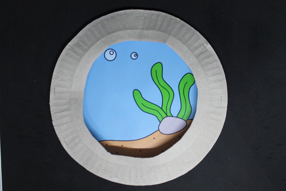 How to Make a Paper PlateFish Bowl  - Step 11