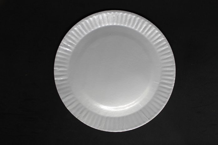 Paper Plate Fish Bowl | Free Printable Fish Template - diy-magazine.com