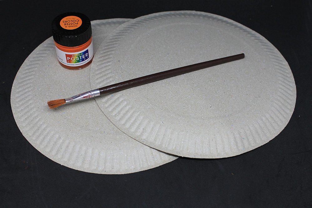 How to Make a Paper Plate Fish - Step 1