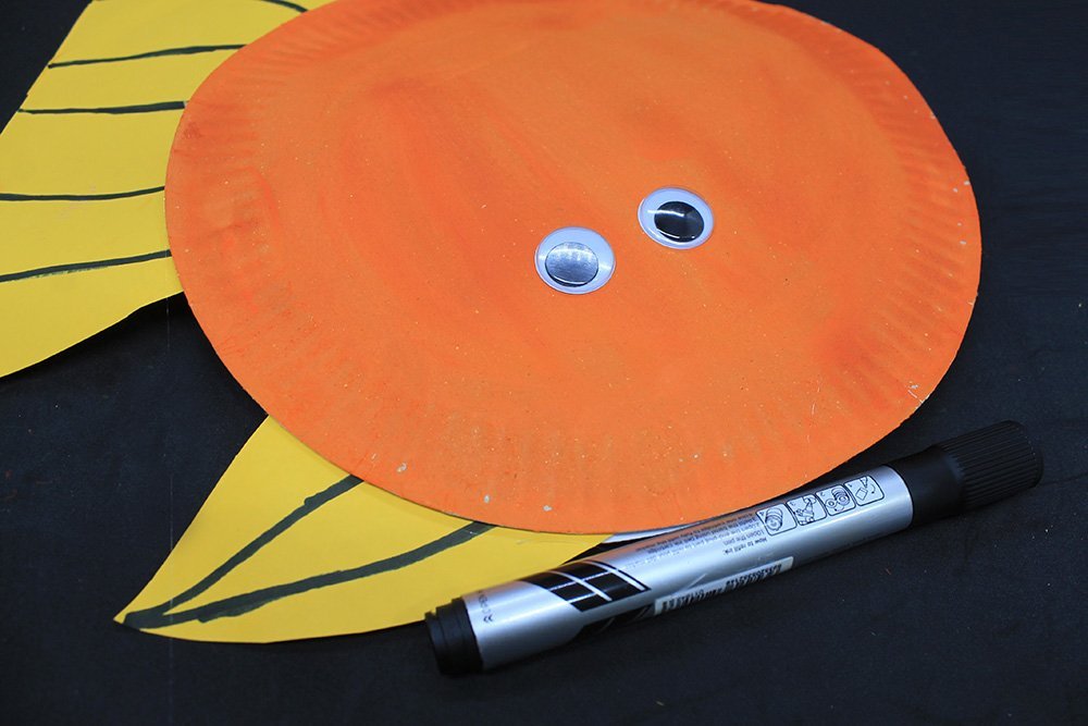 How to Make a Paper Plate Fish - Step 30