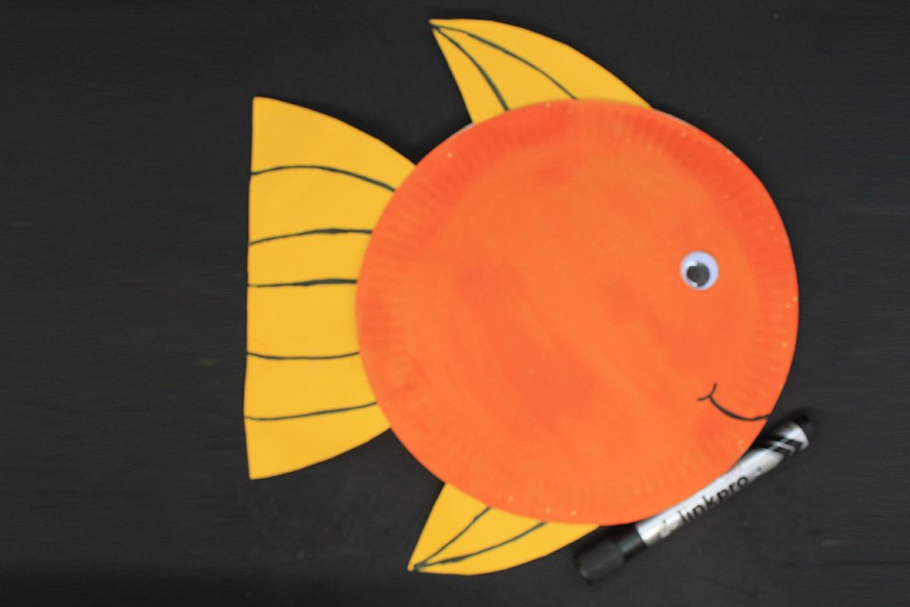 How to Make a Paper Plate Fish - Step 31