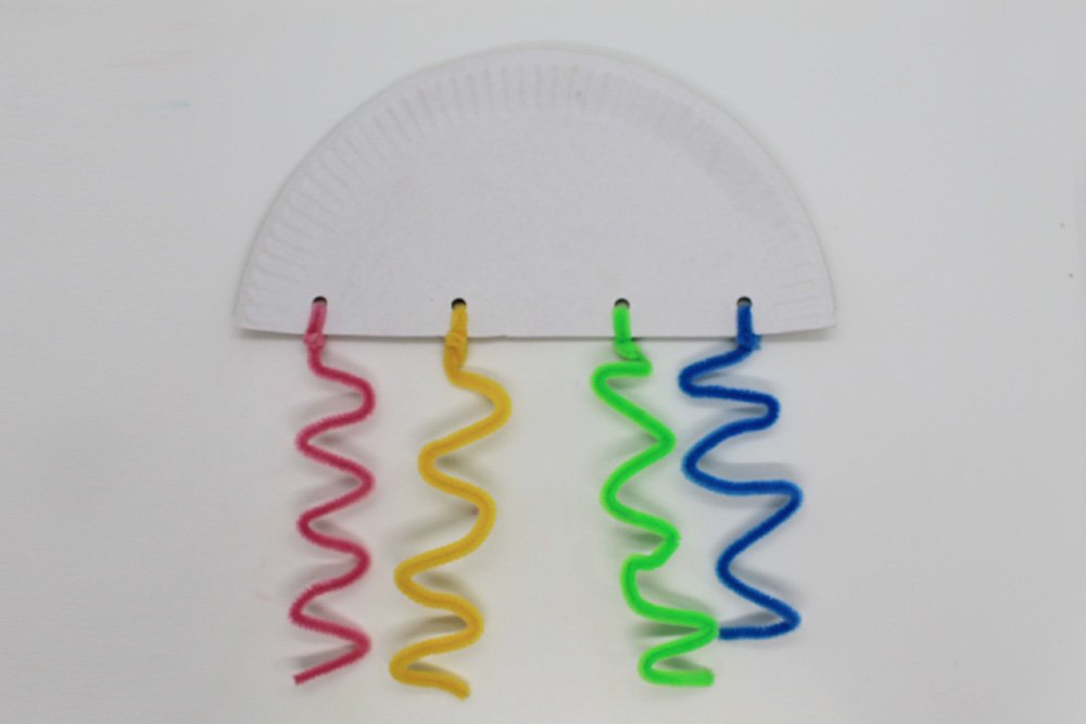 How to Make a Paper Plate Jellyfish - Step 13
