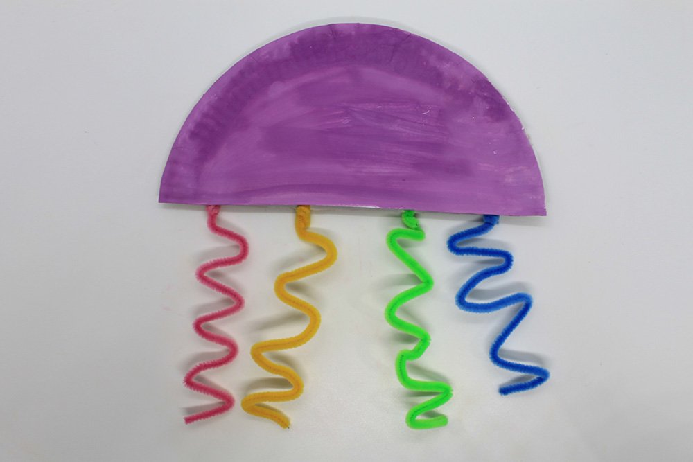 How to Make a Paper Plate Jellyfish - Step 15