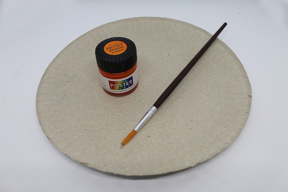 How to Make a Paper Plate Pumpkin - Step 1