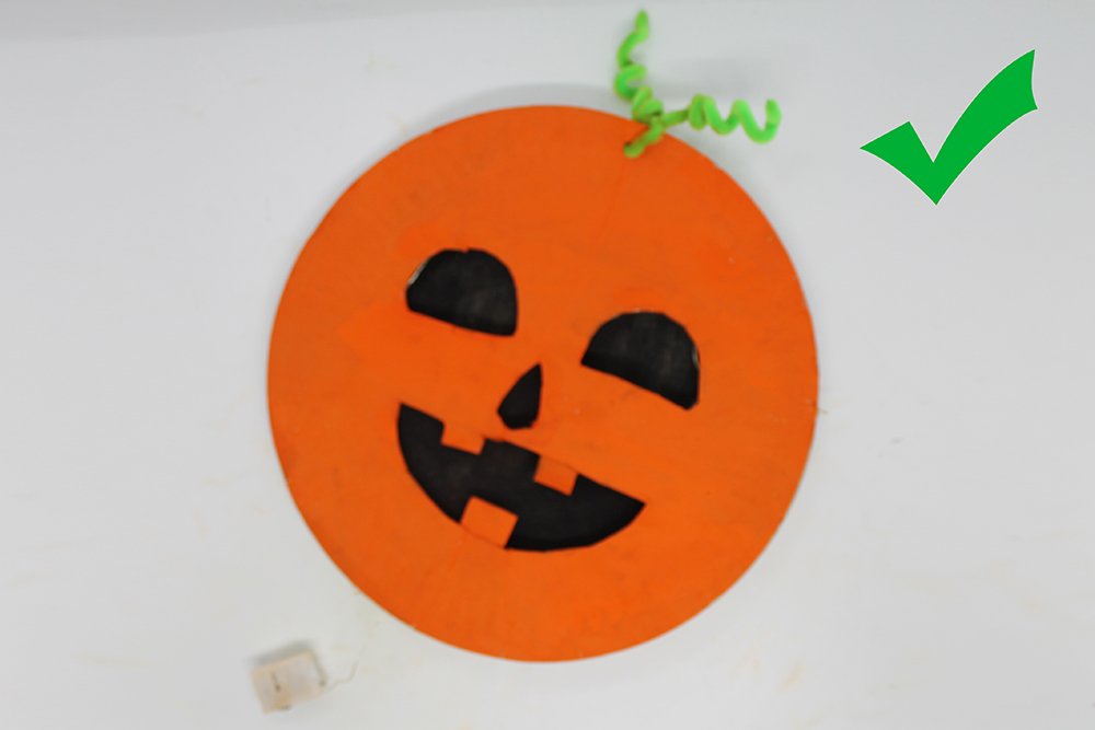 How to Make a Paper Plate Pumpkin - Step 21