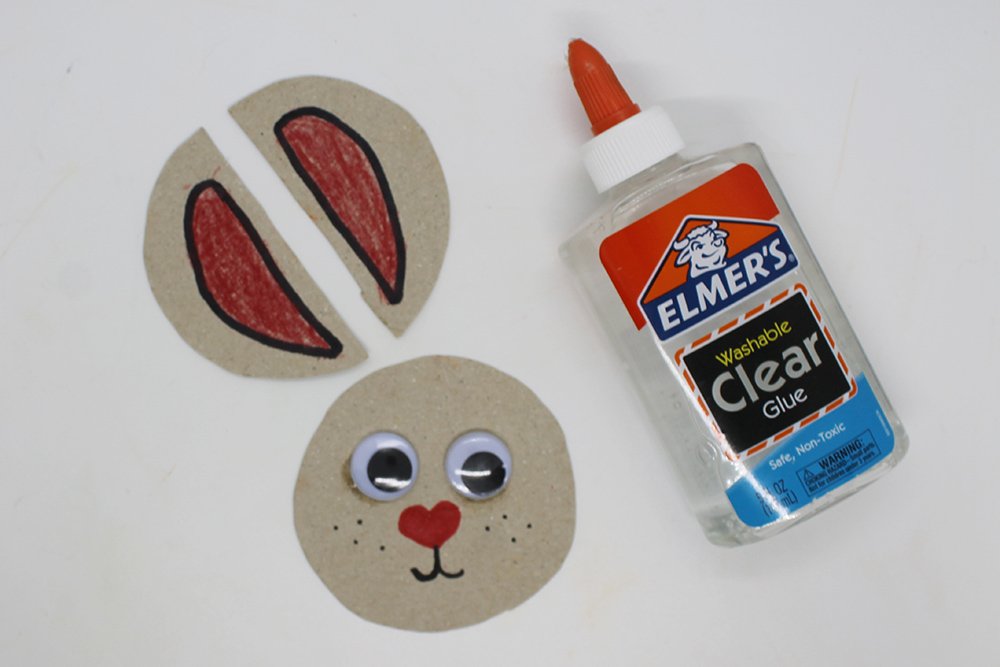 How to Make a Paper Plate Rabbit -Step 23