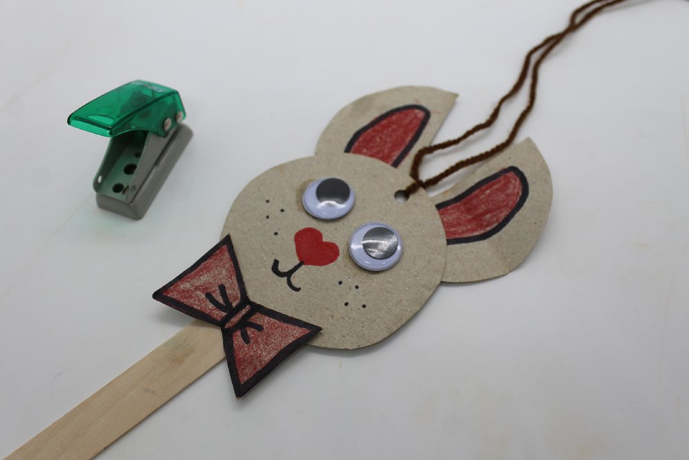 How to Make a Paper Plate Rabbit -Step 30