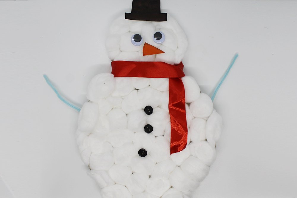 How to Make a Paper Plate Snowman - Step 17