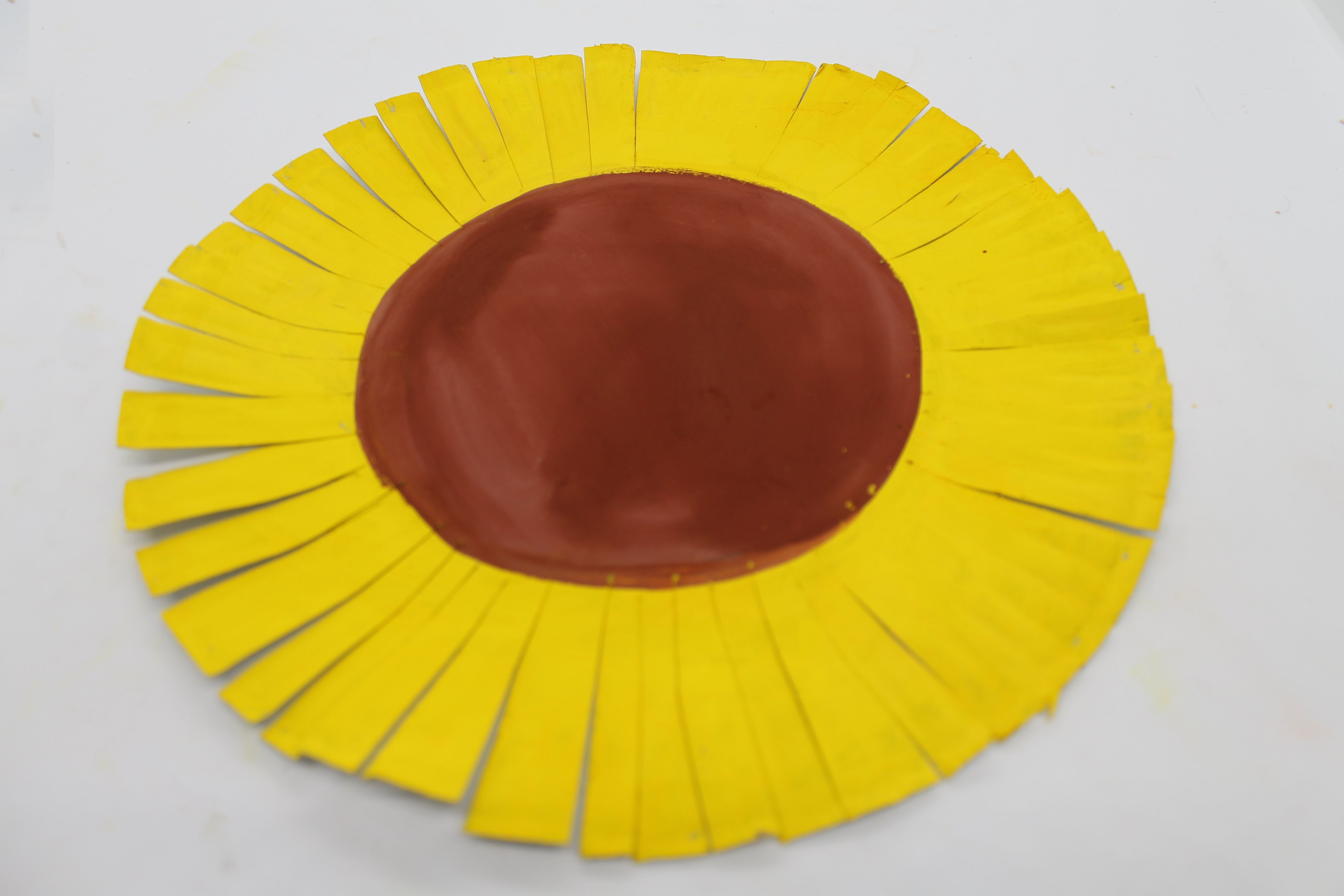 How to Make a Paper Plate Sunflower - Step 8