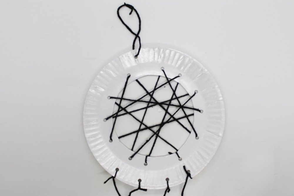 How to make a Paper Plate Dream Catcher - Step 12
