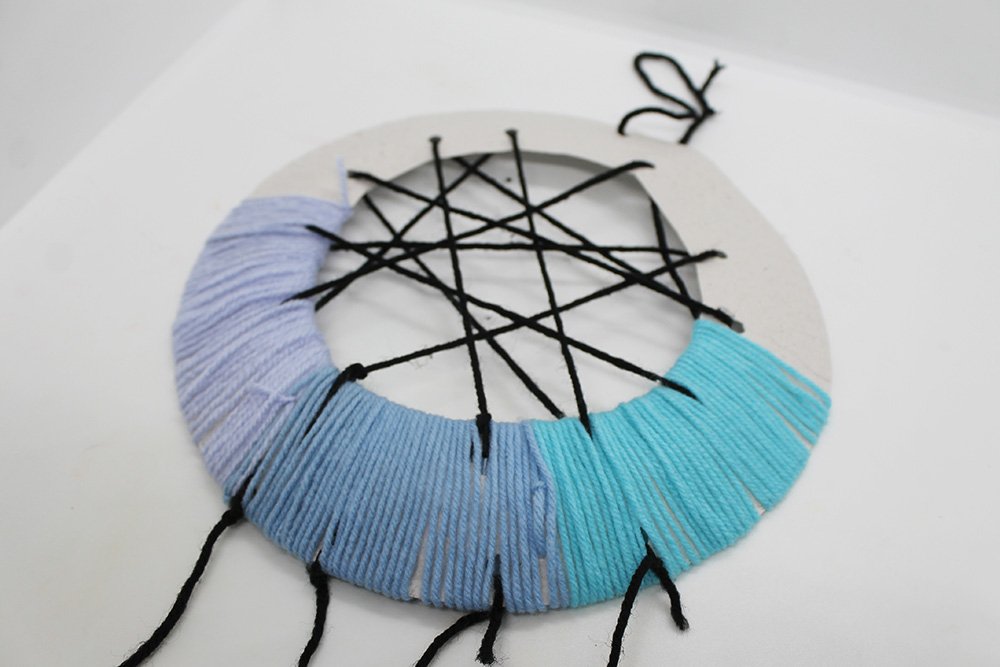 How to make a Paper Plate Dream Catcher - Step 20