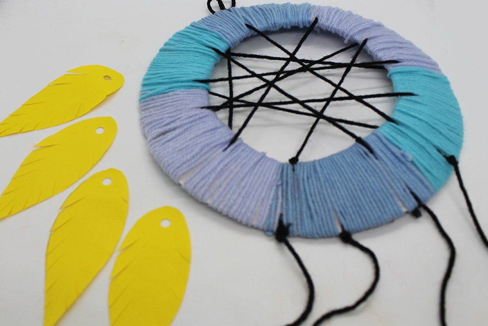 How to make a Paper Plate Dream Catcher - Step 30