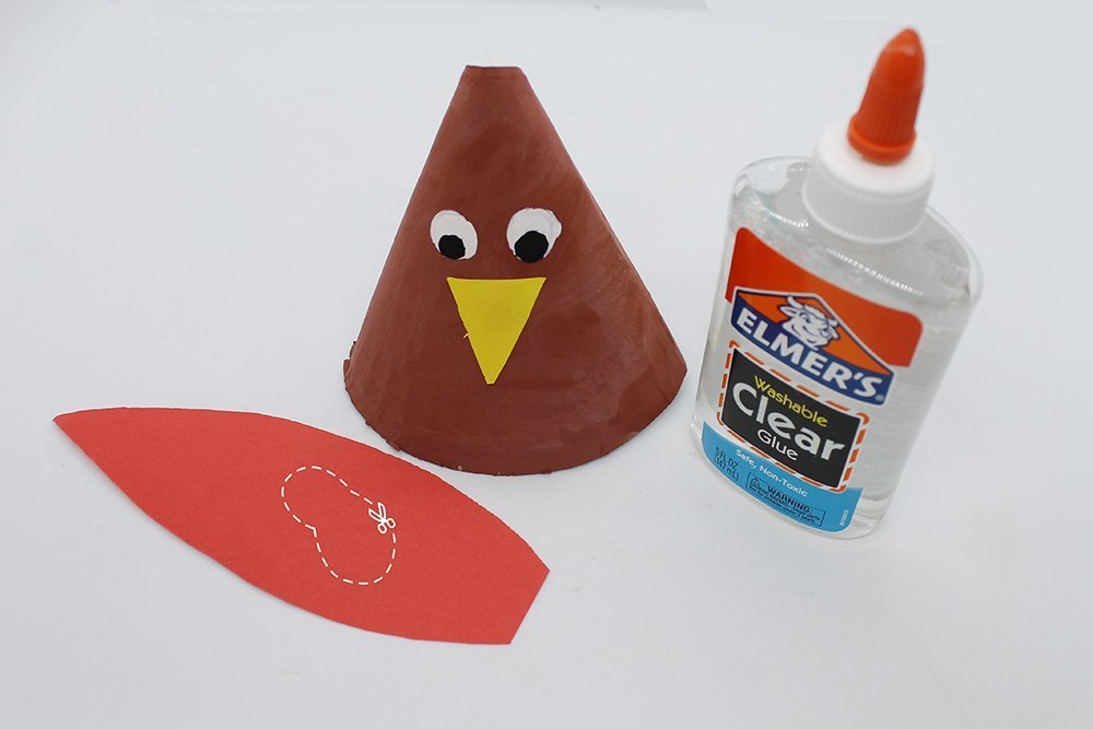 How to make a Paper Plate Turkey - Step 31