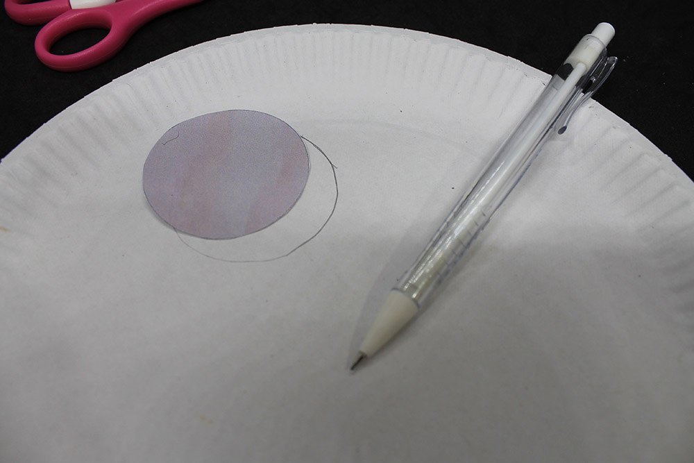 How to Make a Paper Plate Caterpillar - Step 4