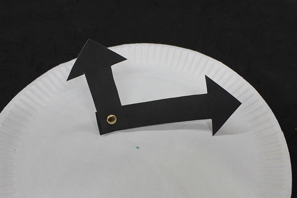How to Make a Paper Plate Clock - Step 11