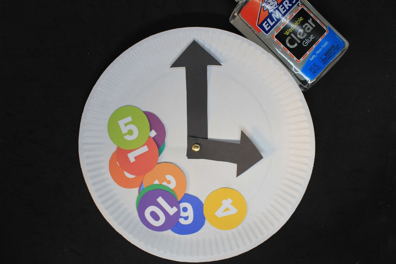 How to Make a Paper Plate Clock - Step 15