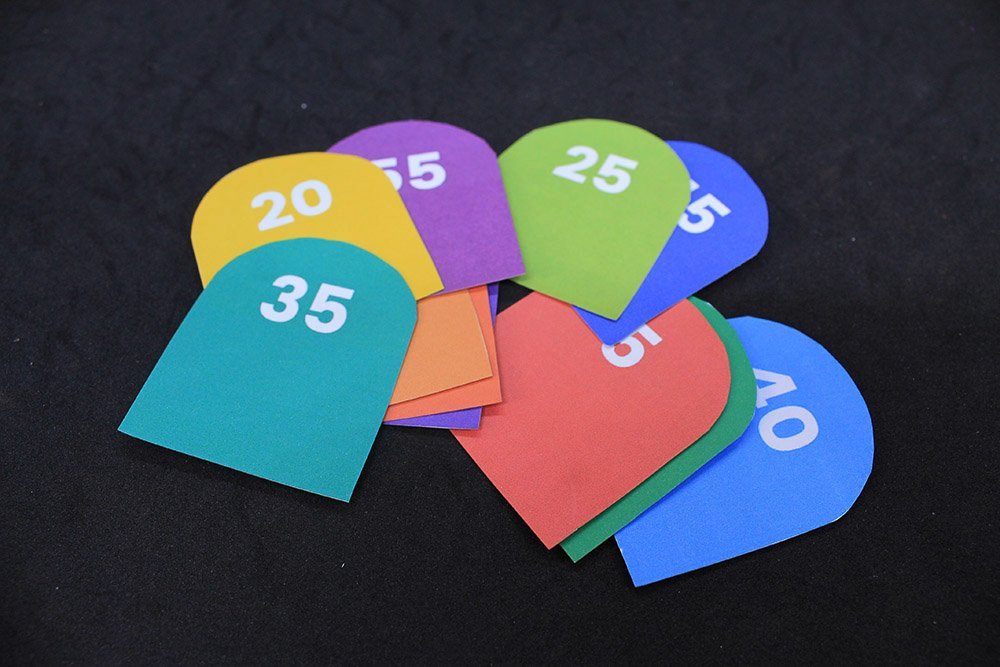 How to Make a Paper Plate Clock - Step 4