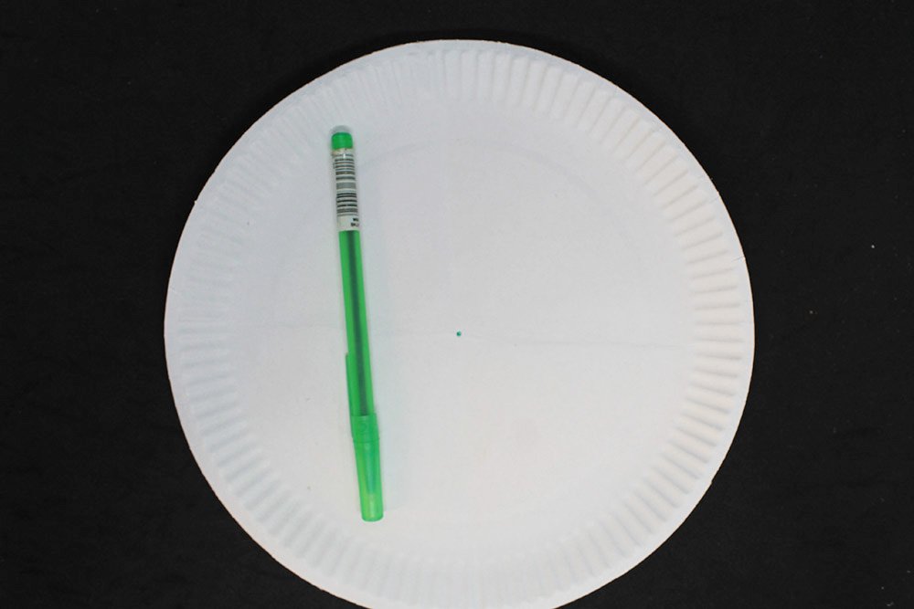 How to Make a Paper Plate Clock - Step 6