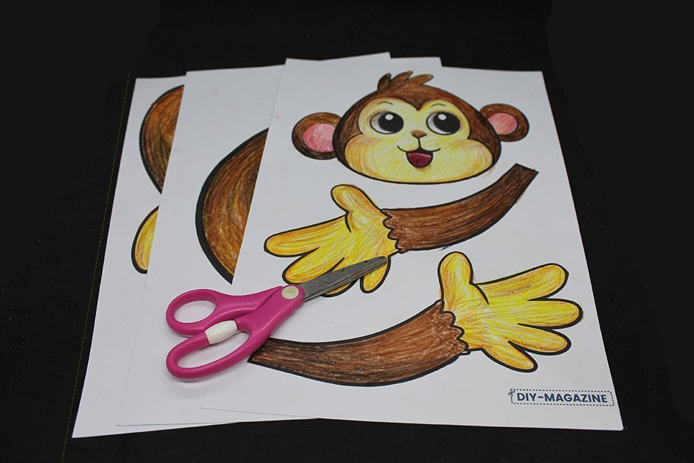 How to Make a Paper Plate Monkey - Step 14