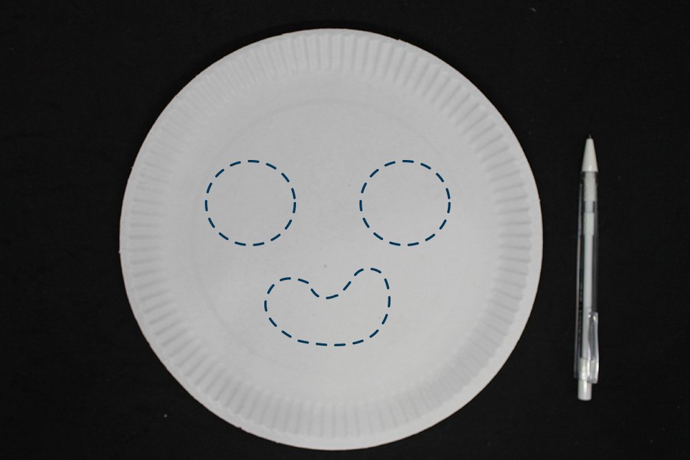 How to Make a Paper Plate Monster - Step 15
