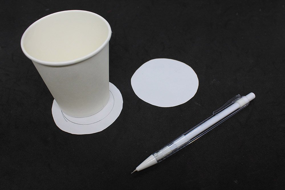 How to Make a Paper Plate Panda - Step 10