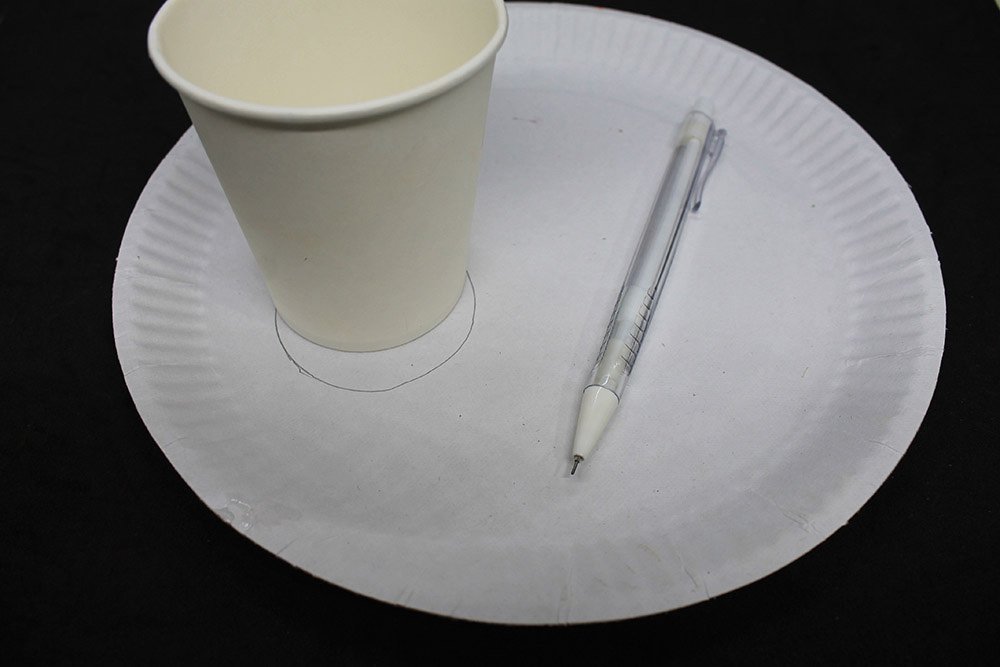 How to Make a Paper Plate Panda - Step 2