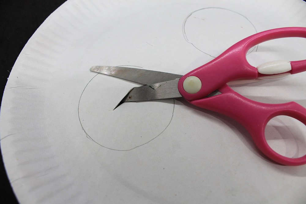 How to Make a Paper Plate Panda - Step 4