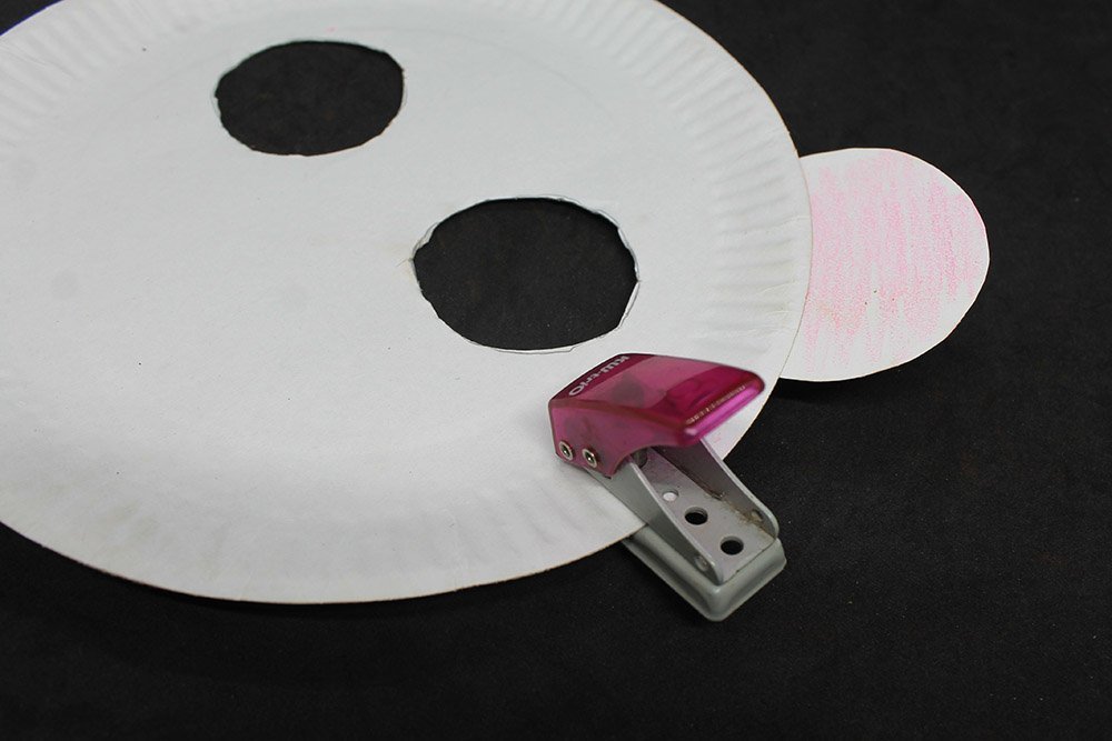 How to Make a Paper Plate Polar Bear - Step 23
