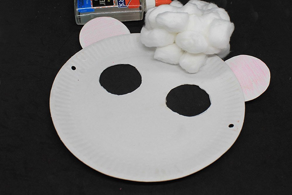 How to Make a Paper Plate Polar Bear - Step 25
