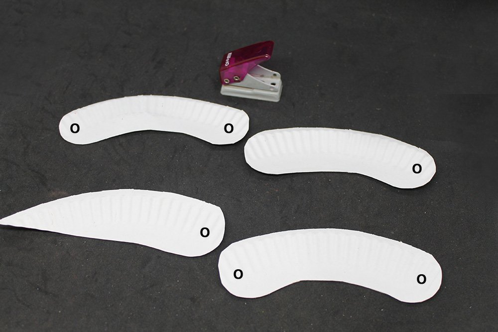 How to Make a Paper Plate Snake - Step 11
