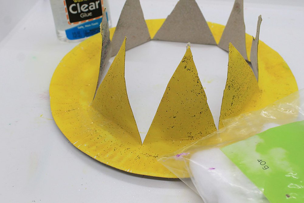 How To Make a Paper Plate Hat - Step 9
