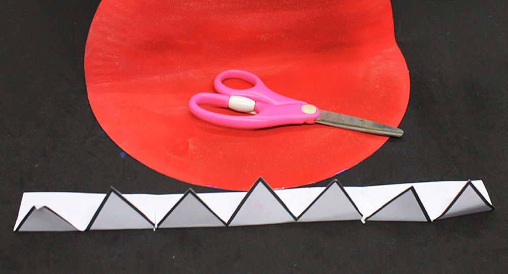 How To Make a Paper Plate Shark - Step 19