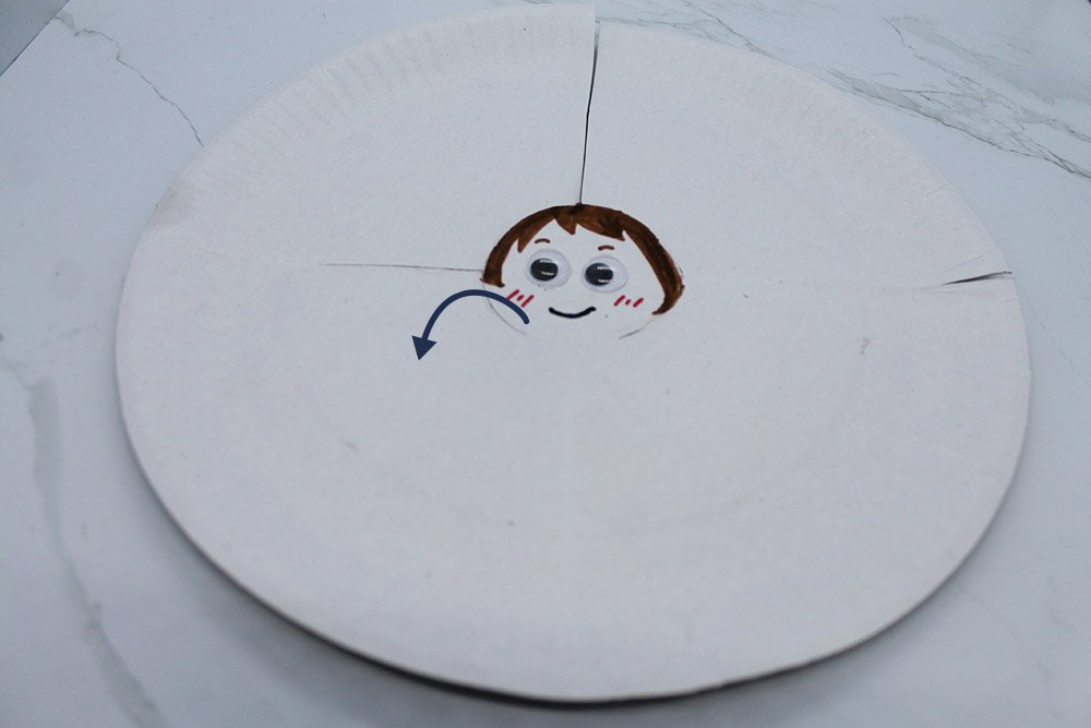 How to Make a Paper Plate Angel - Step 10